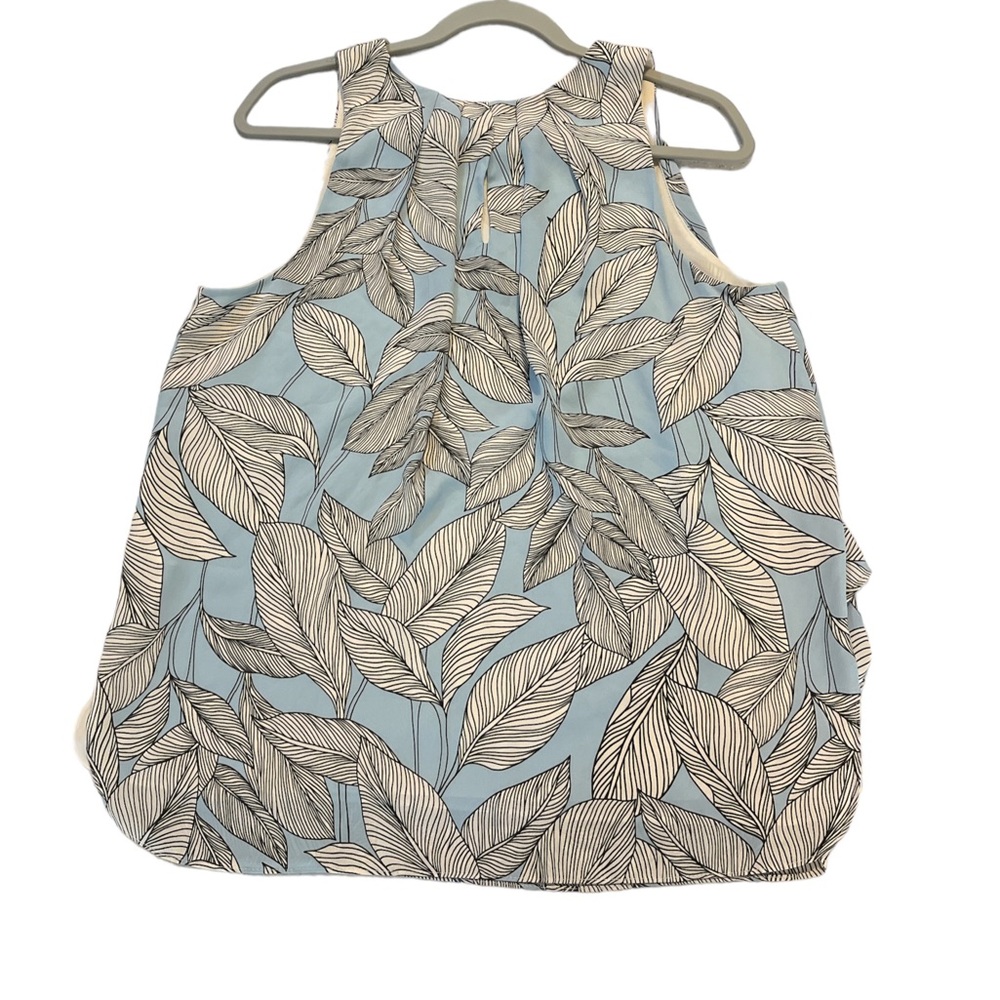 Karen Kane Blue Floral Sleeveless Blouse ~ Medium - Picture 2 of 5